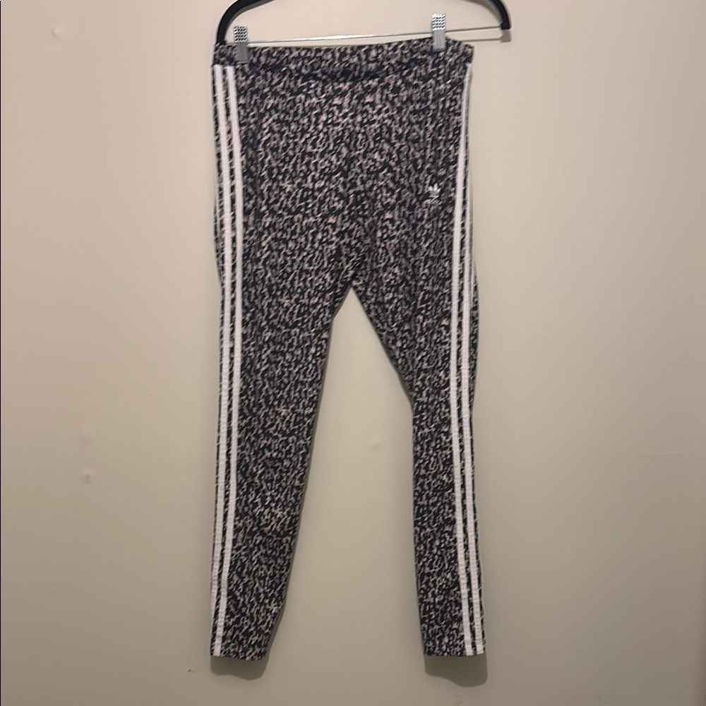 Adidas women’s Animal print Leggings 3 stripe